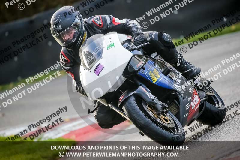 cadwell no limits trackday;cadwell park;cadwell park photographs;cadwell trackday photographs;enduro digital images;event digital images;eventdigitalimages;no limits trackdays;peter wileman photography;racing digital images;trackday digital images;trackday photos